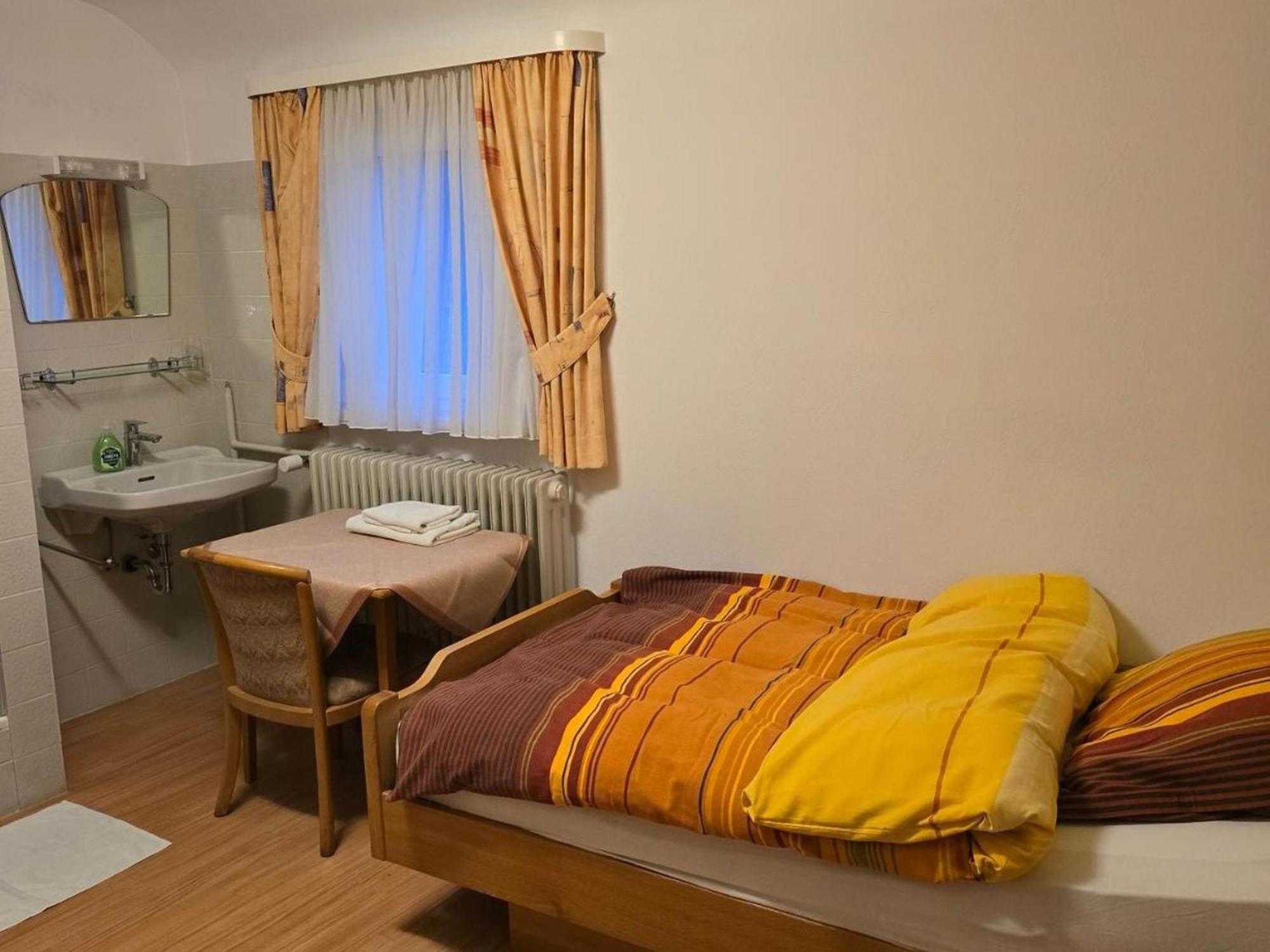 Gasthof-Pension Berghof Enzklosterle Luaran gambar
